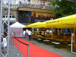 2006.06.11 Premiere _ Transformers, Aussenansicht_5